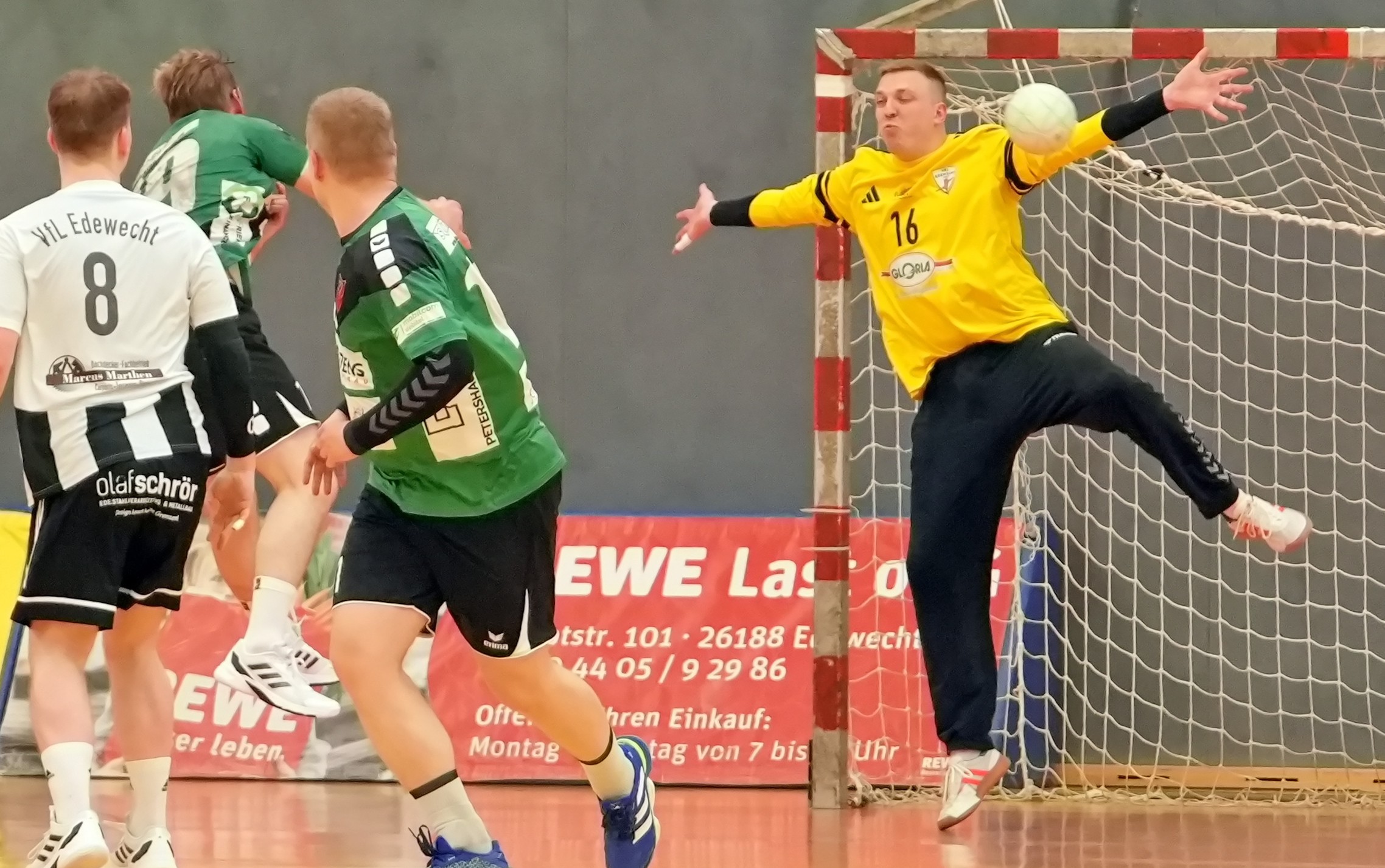 Überragender Saisonabschluss: VfL bezwingt Meister Schiffdorf mit 40:29